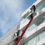 een hoogtewerker kan tot 9 verdiepingen hoog reiken Verhuur van hoogtewerkers bij Ultra Clean
